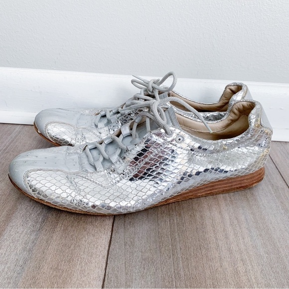 Stuart Weitzman silver leather snakeskin derby lace up shoes size 9.5 - Picture 1 of 7